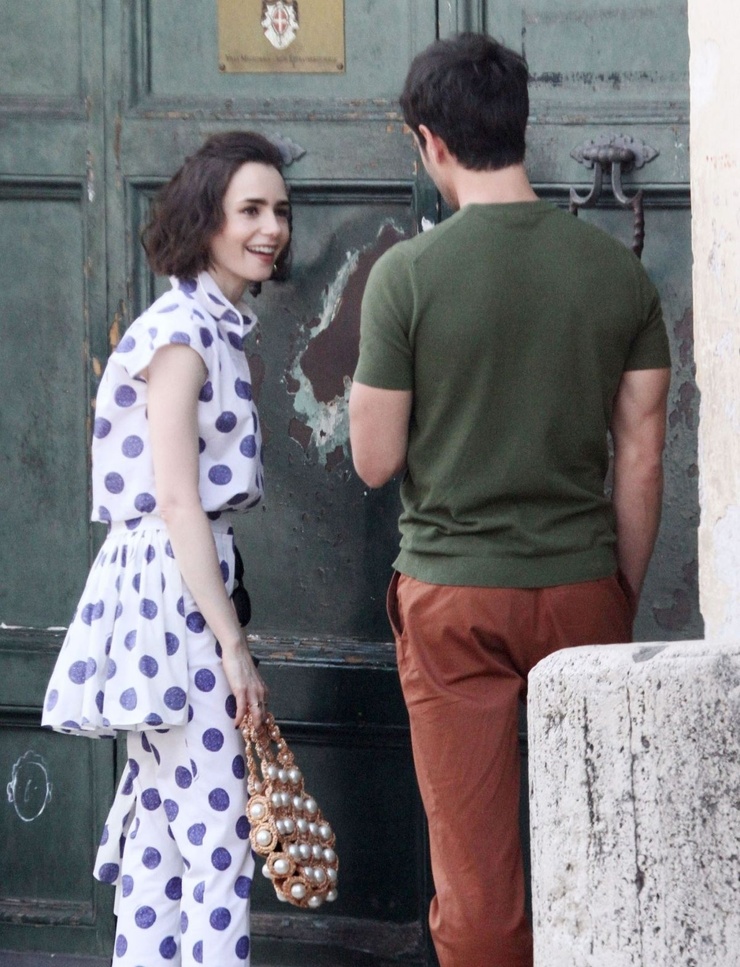 Lily Collins