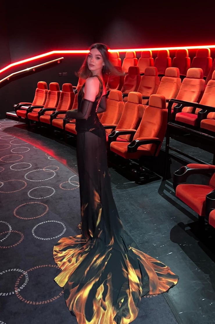 Hailee Steinfeld