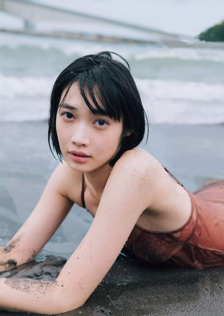 Miyu Hayashida Miyu Hayashida