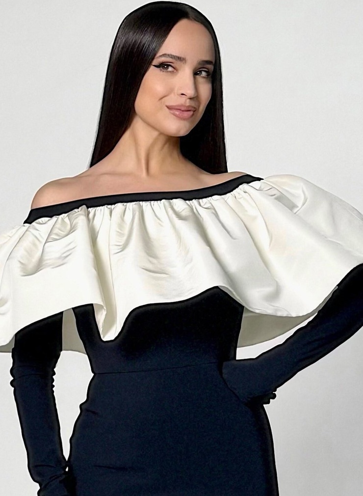 Sofia Carson
