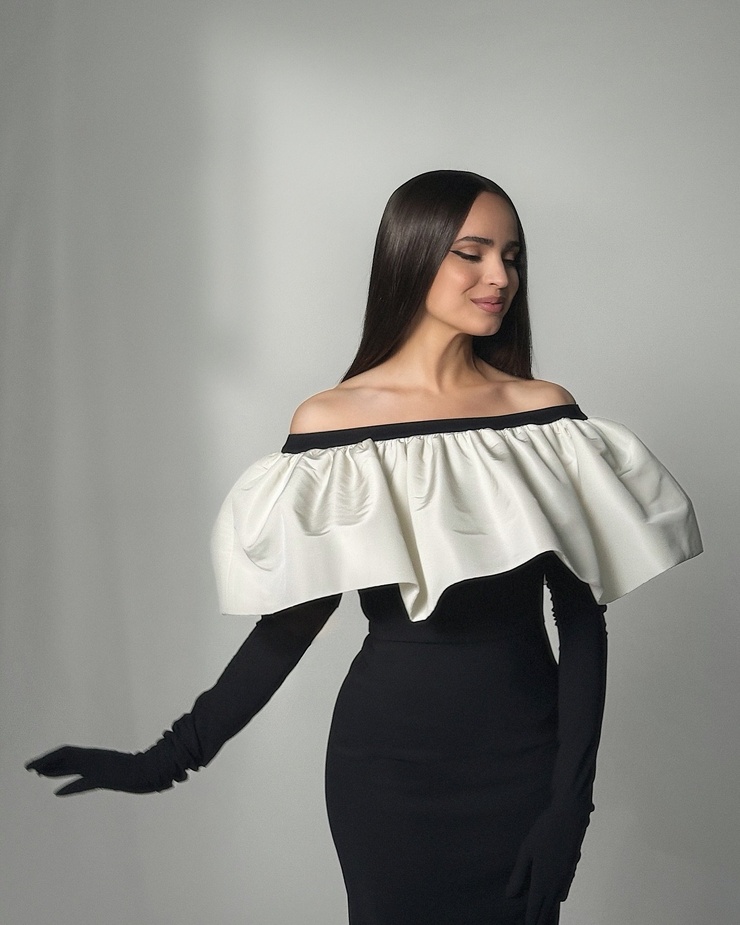 Sofia Carson