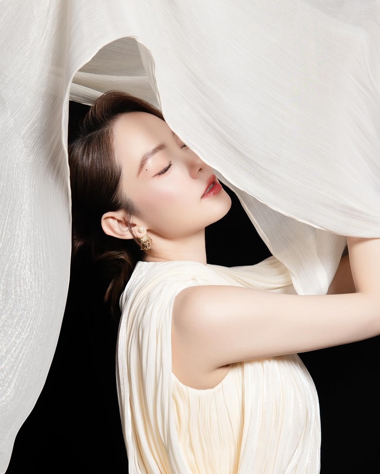 Minh Hang