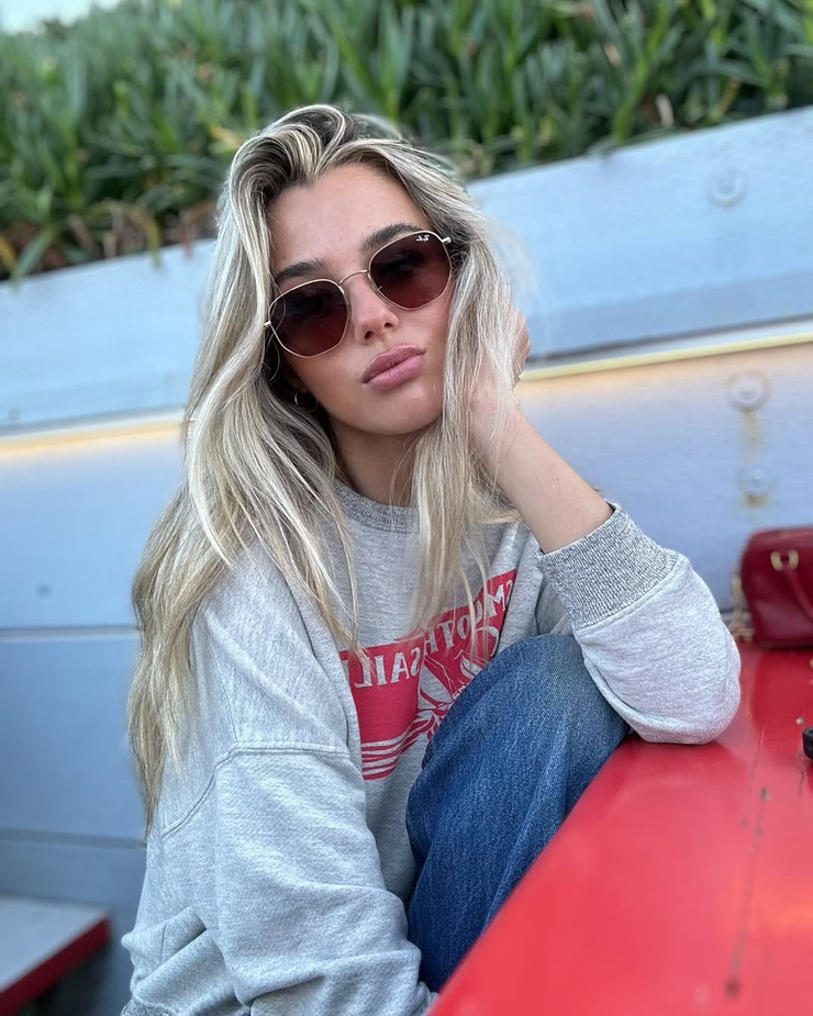 Alexa Nisenson