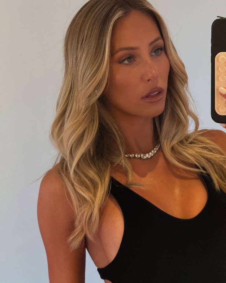 Alix Ashley