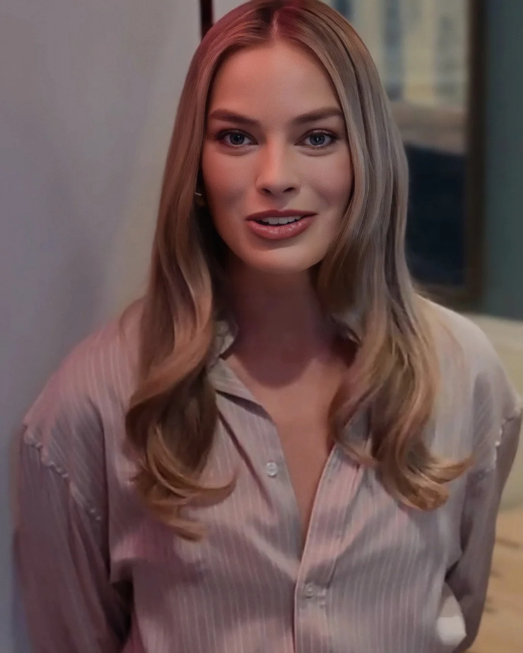 Margot Robbie