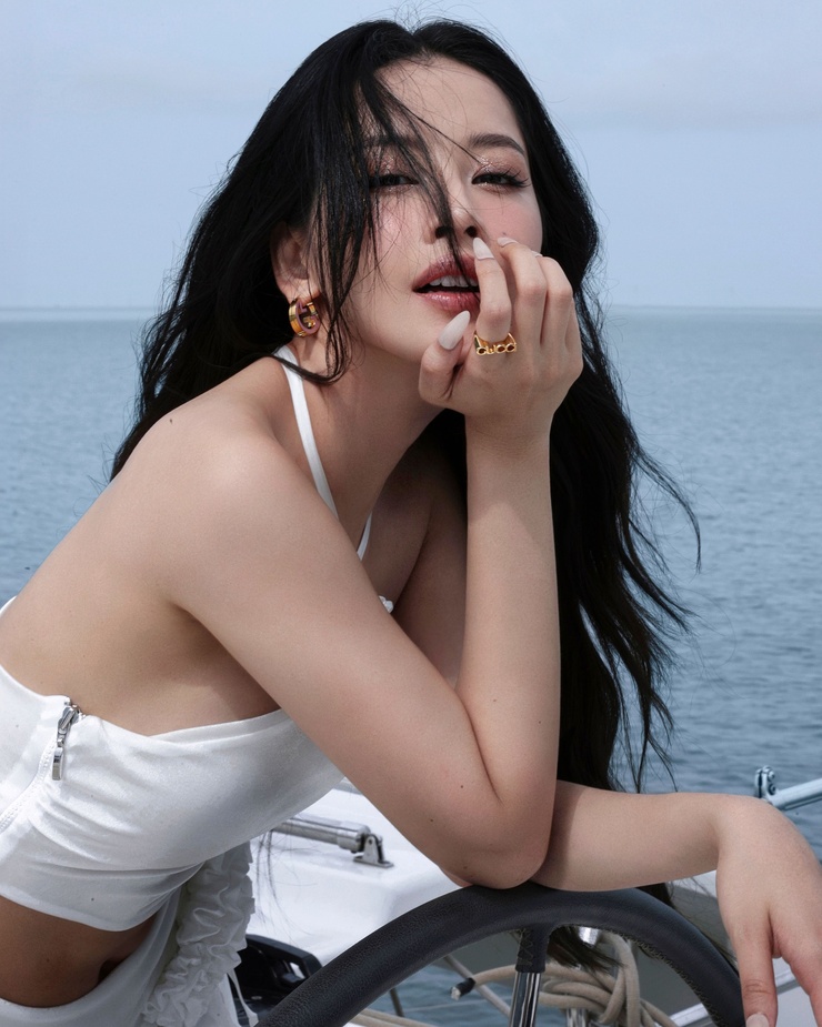 Chi Pu