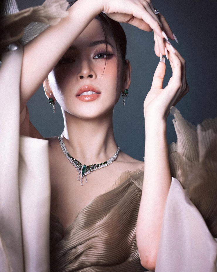 Chi Pu