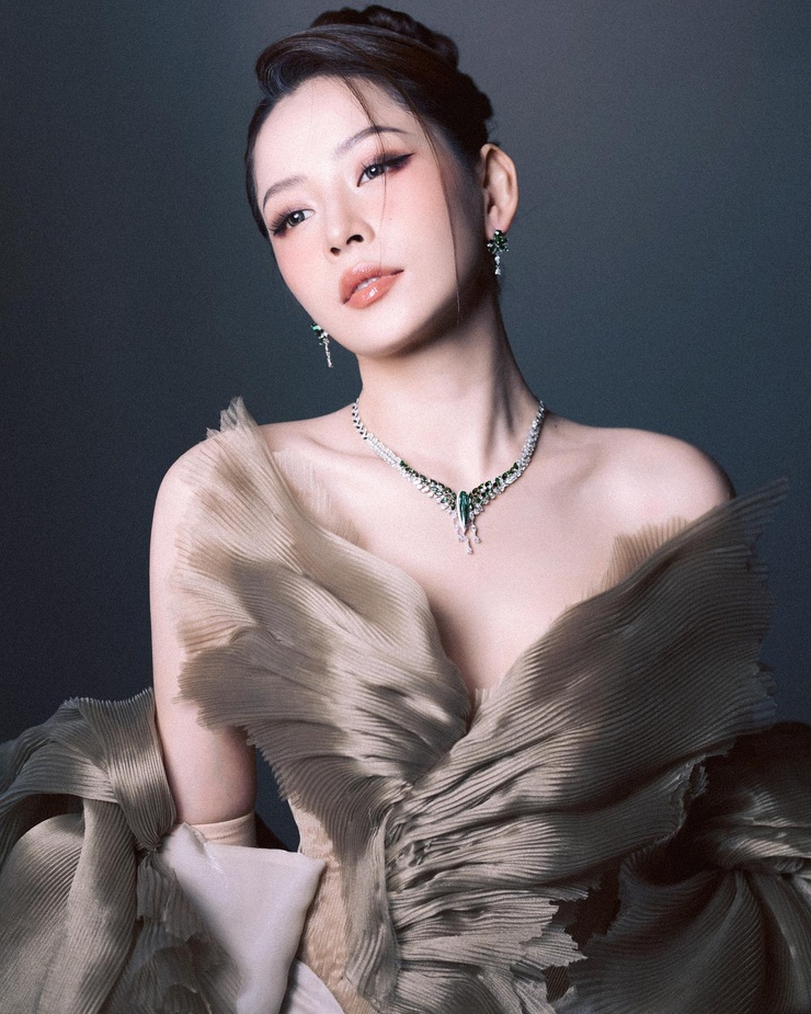Chi Pu