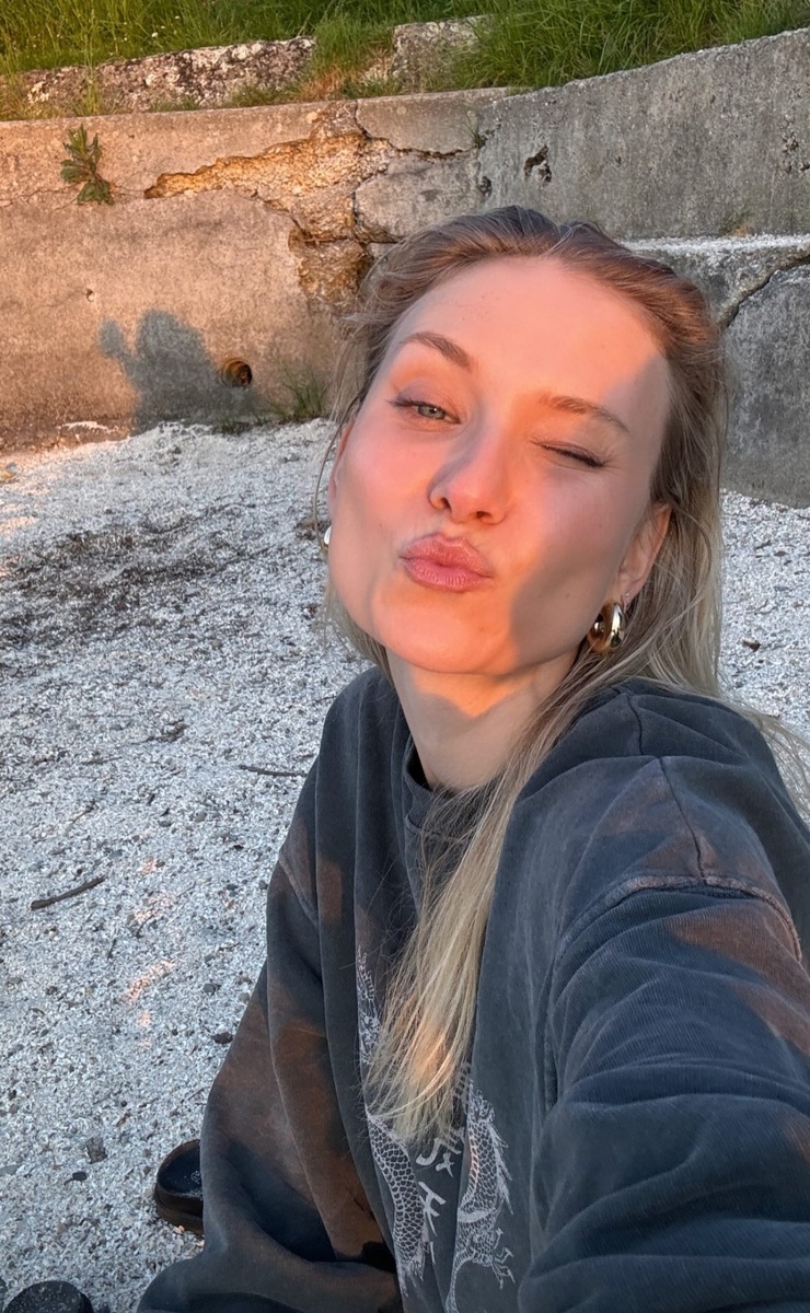Carolin Niemczyk Carolin Niemczyk