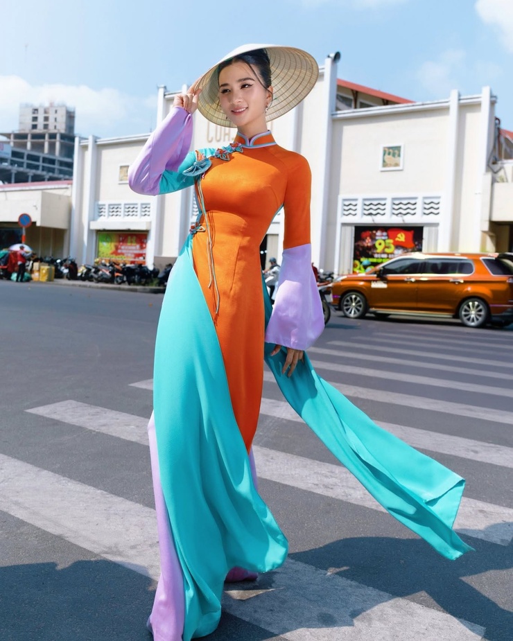 Kim Tuyen
