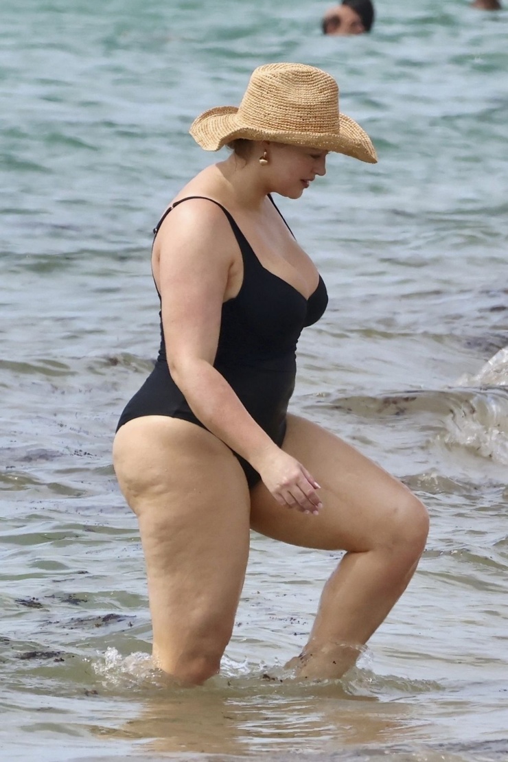 Iskra Lawrence