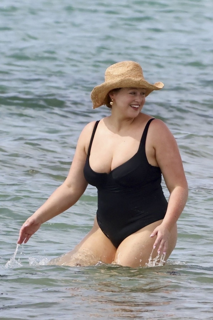 Iskra Lawrence