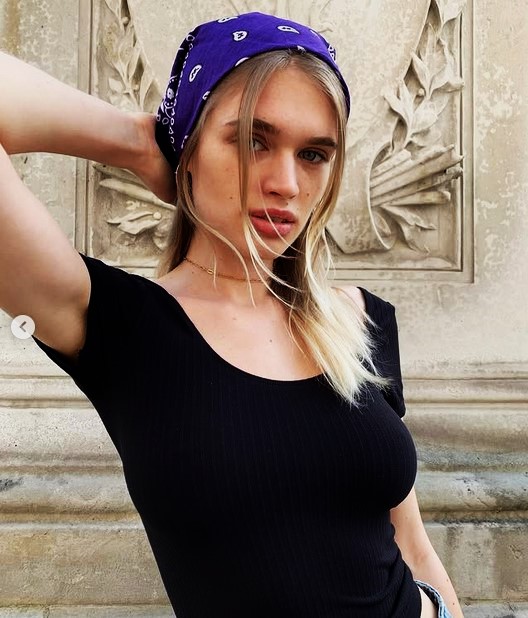 Ella Hope