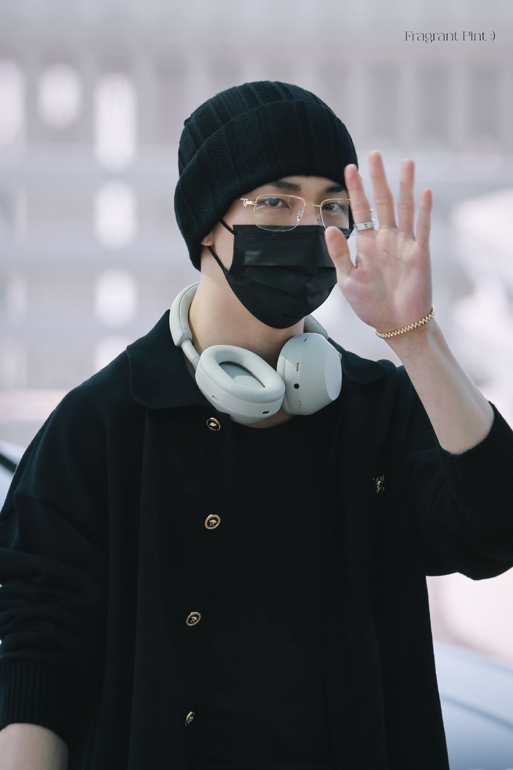 Hyun-Jin Hwang
