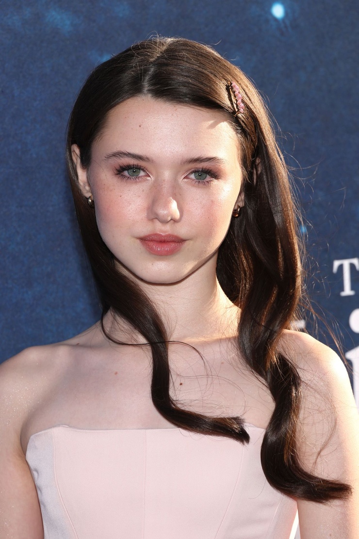 Violet McGraw