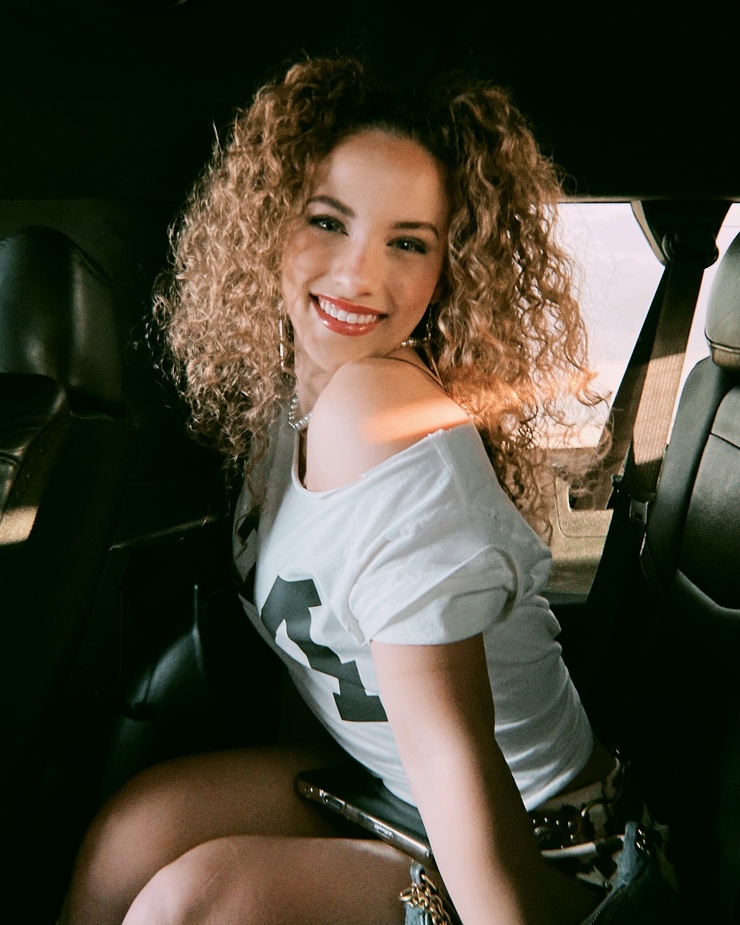 Sofie Dossi