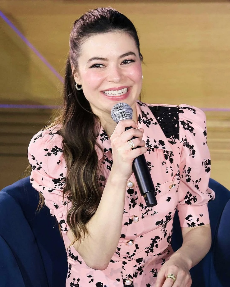 Miranda Cosgrove