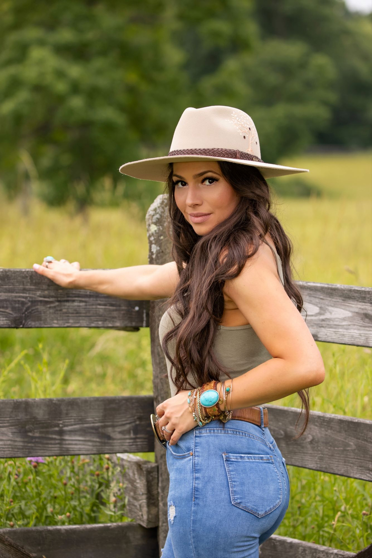 Jessica Lynn (singer)