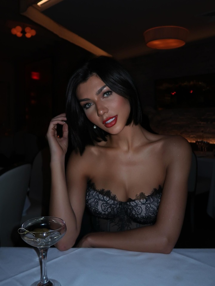 CATA FREER CATA FREER
