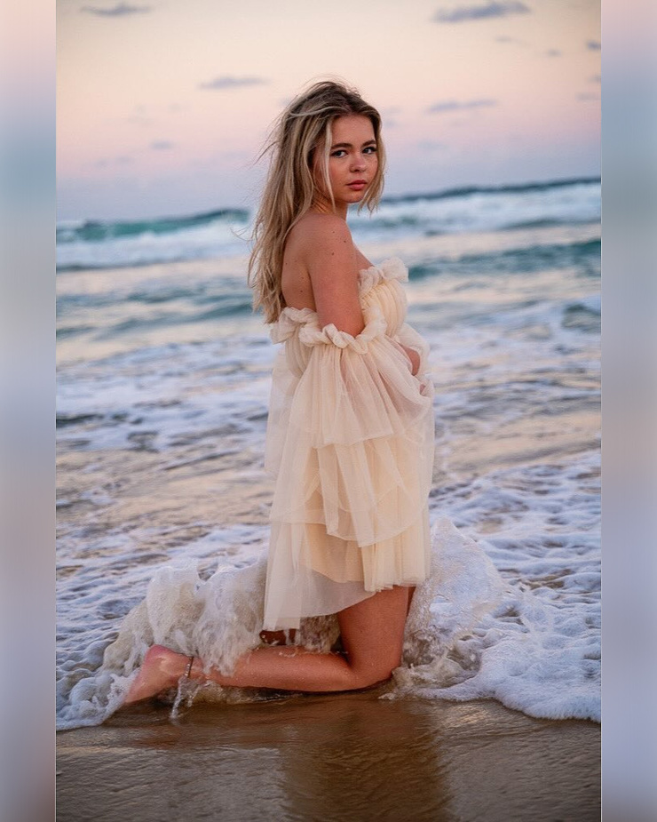Bella Rose