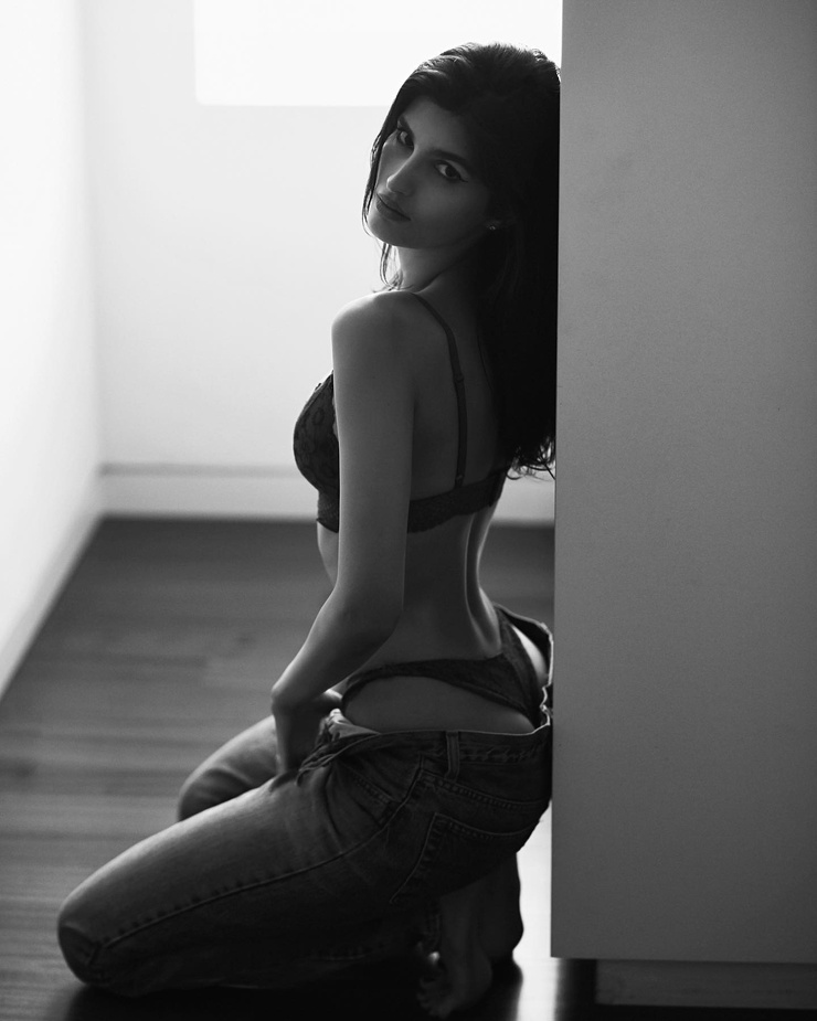 Yael Cohen (model)