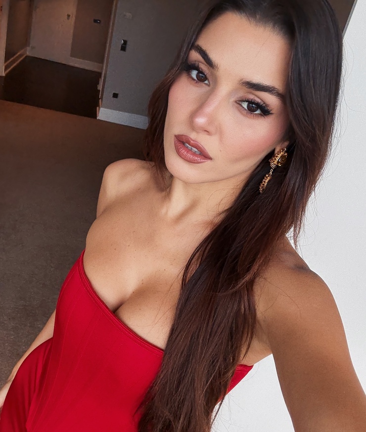 Hande Erçel Hande Erçel