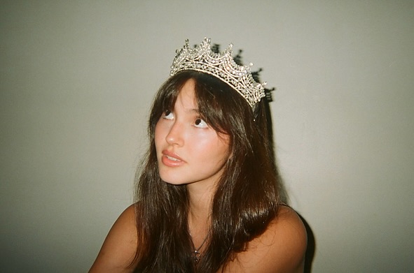 Isabel Deroy-Olson