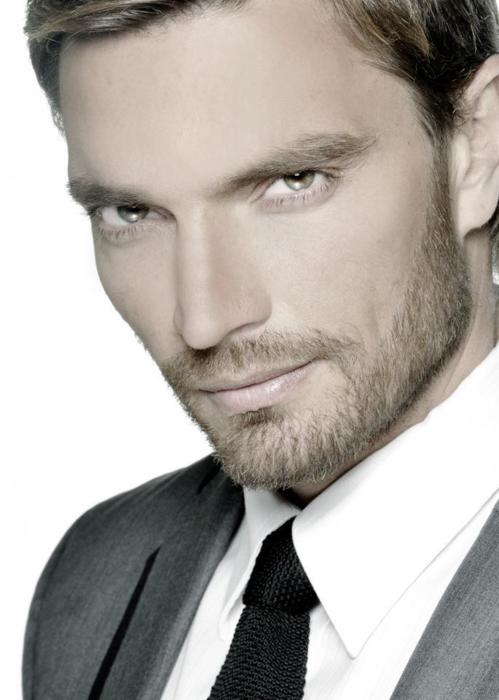 Julián Gil