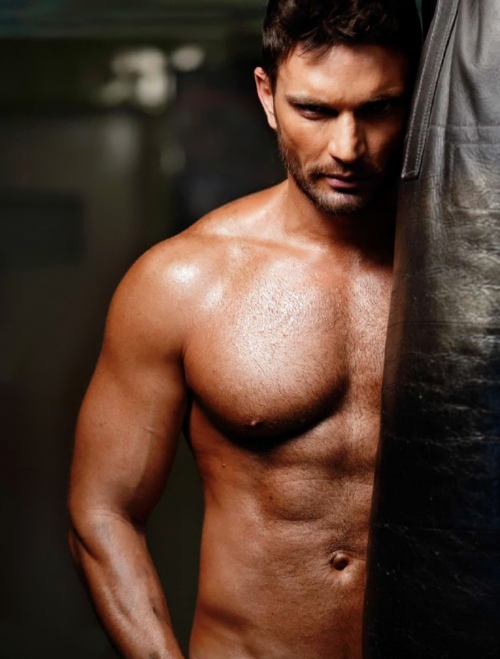 Julián Gil