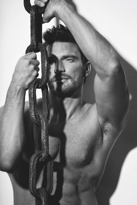 Julián Gil