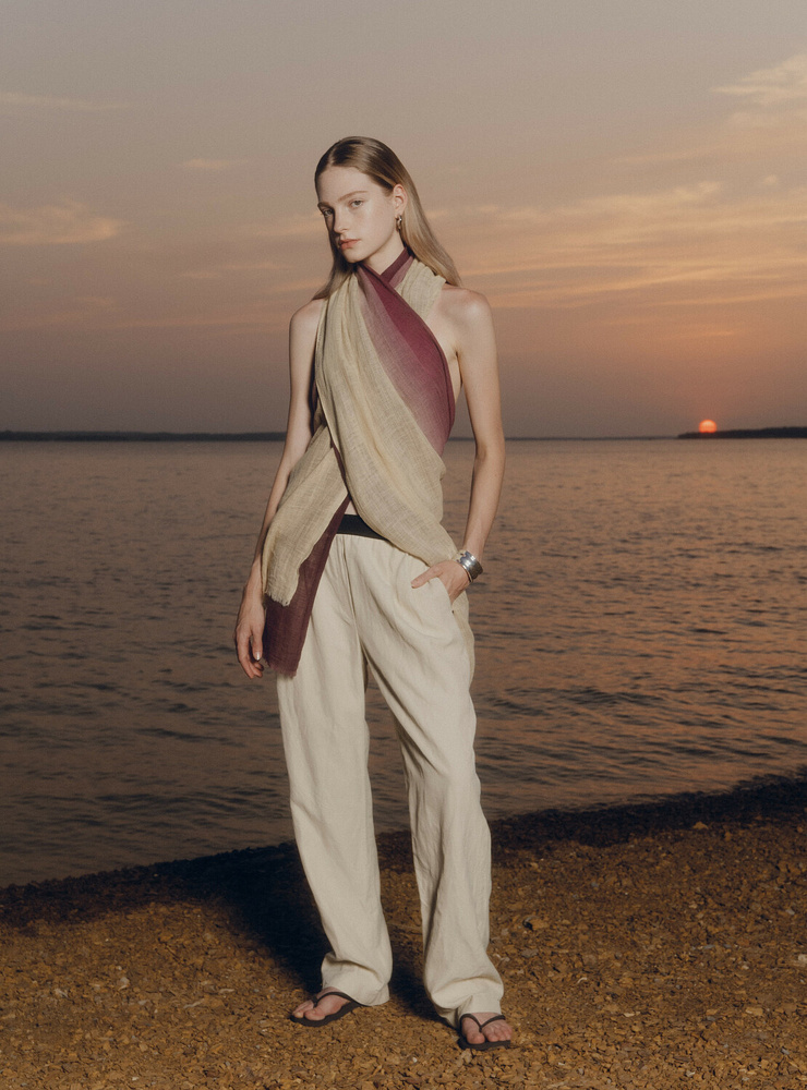 Image of Hayley Davis