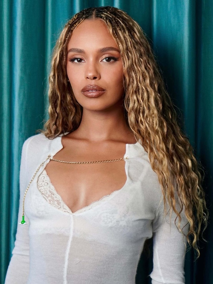 Alisha Boe