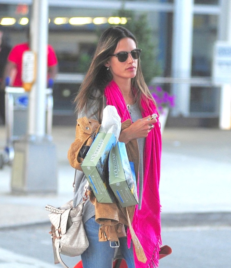 Alessandra Ambrosio Alessandra Ambrosio