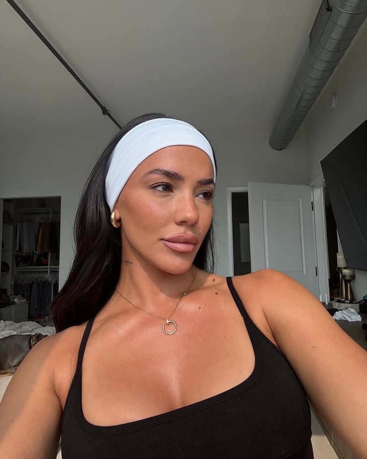 Giuliana Ava