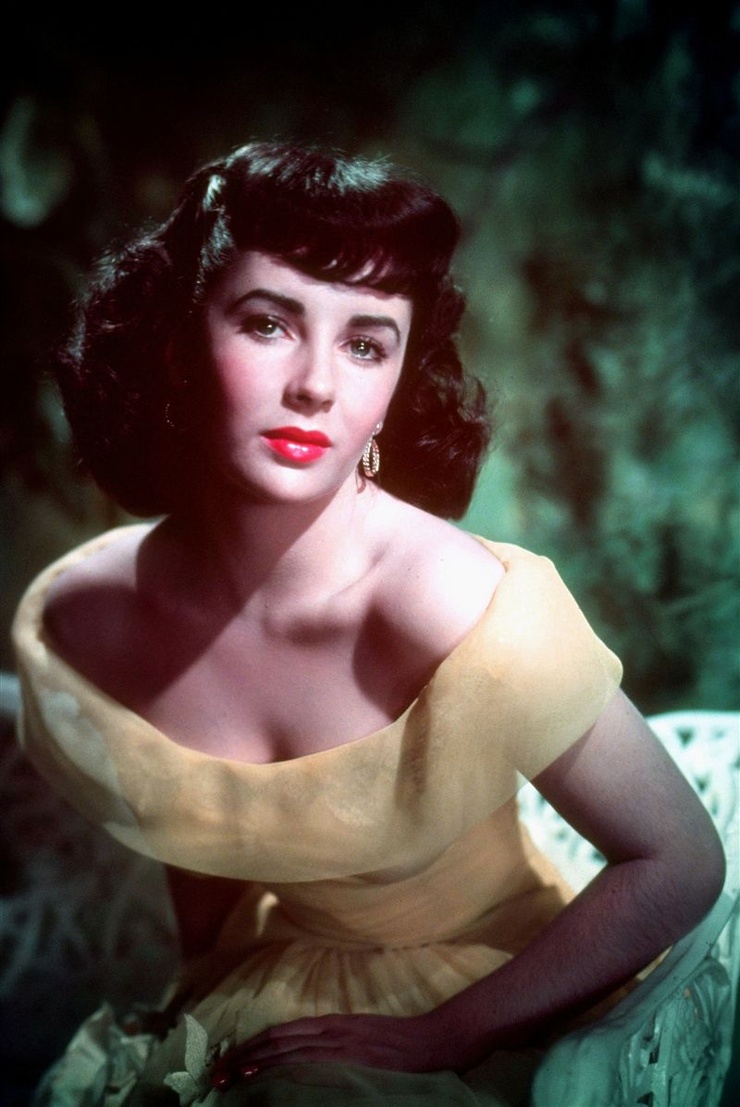 Elizabeth Taylor Elizabeth Taylor