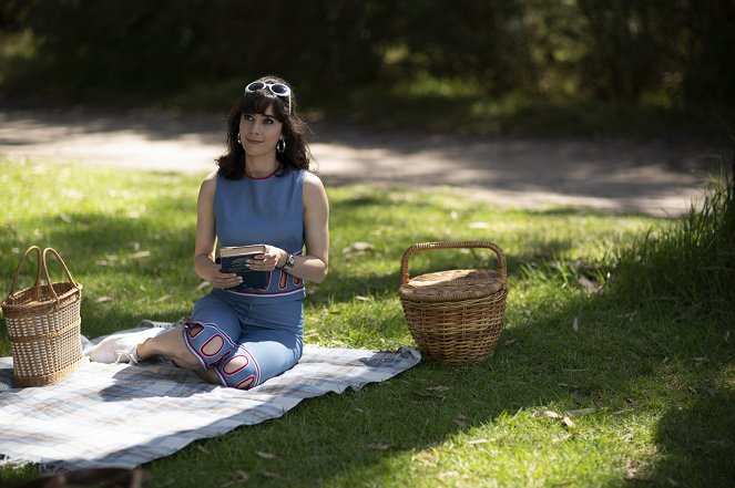 Geraldine Hakewill