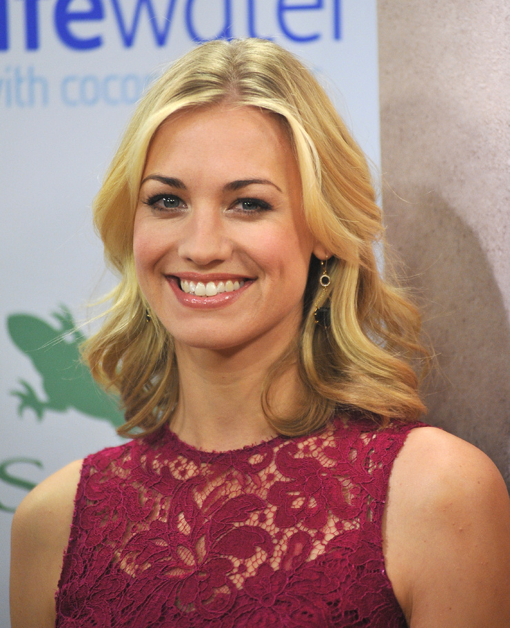 Yvonne Strahovski Yvonne Strahovski