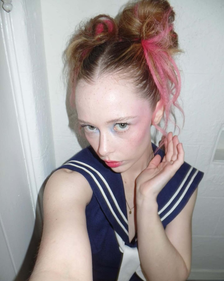 Suzanna Son