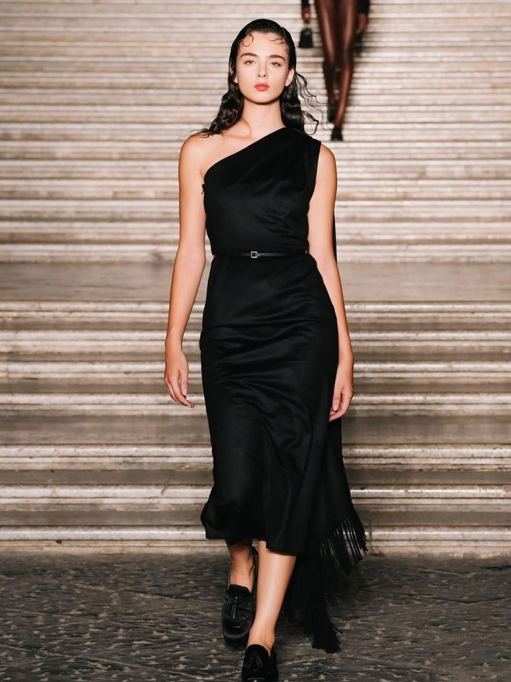 Deva Cassel