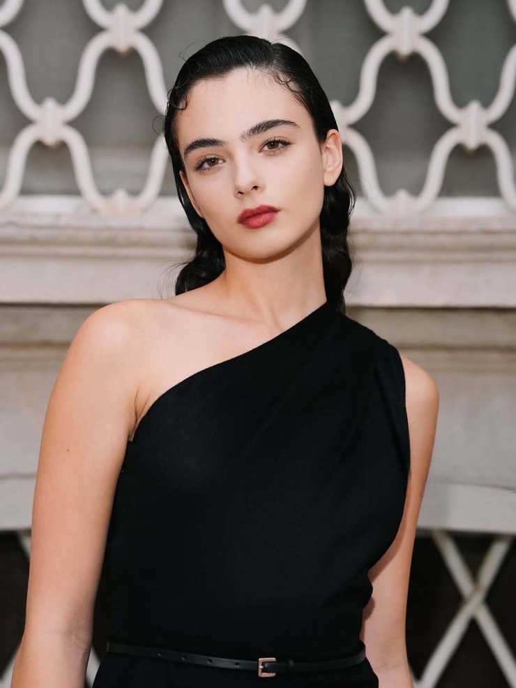 Deva Cassel