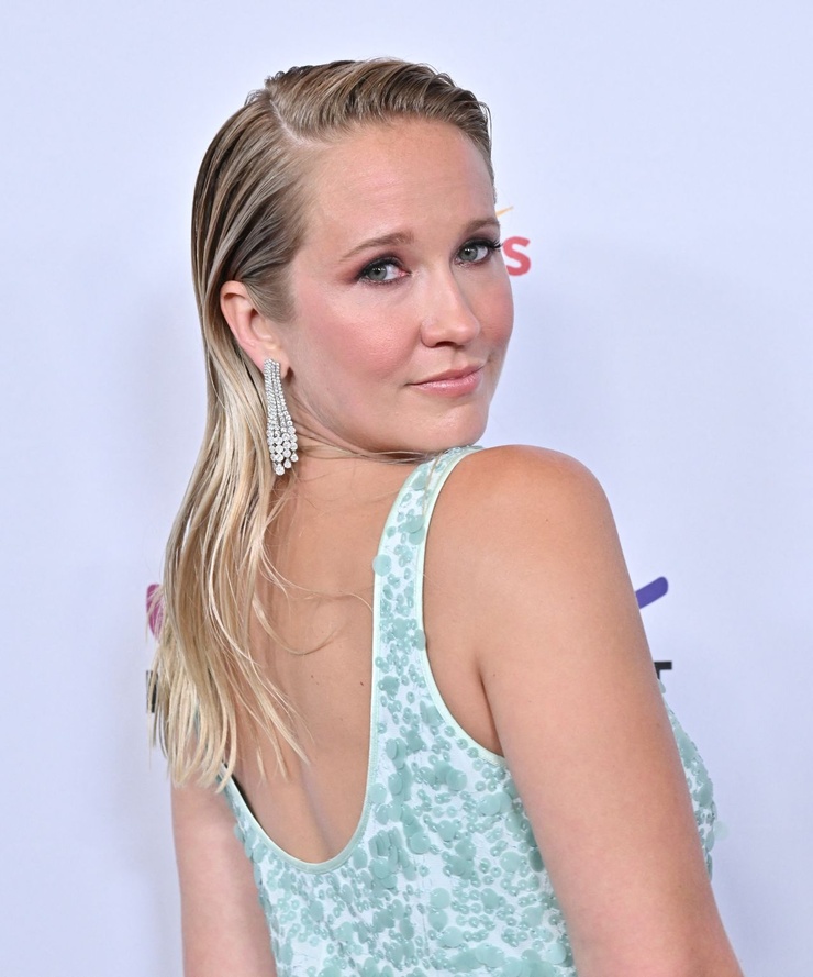 Anna Camp