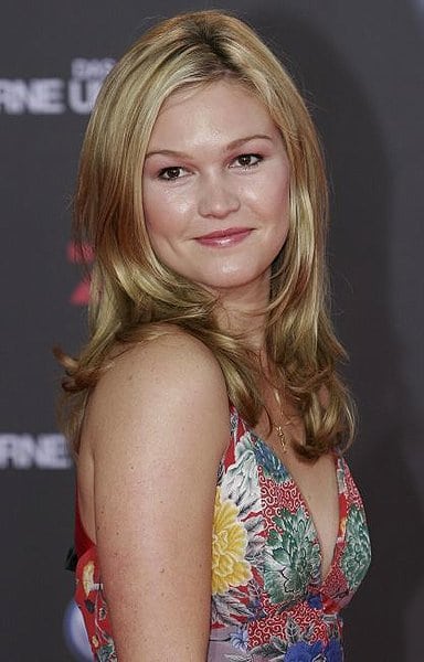 Julia Stiles