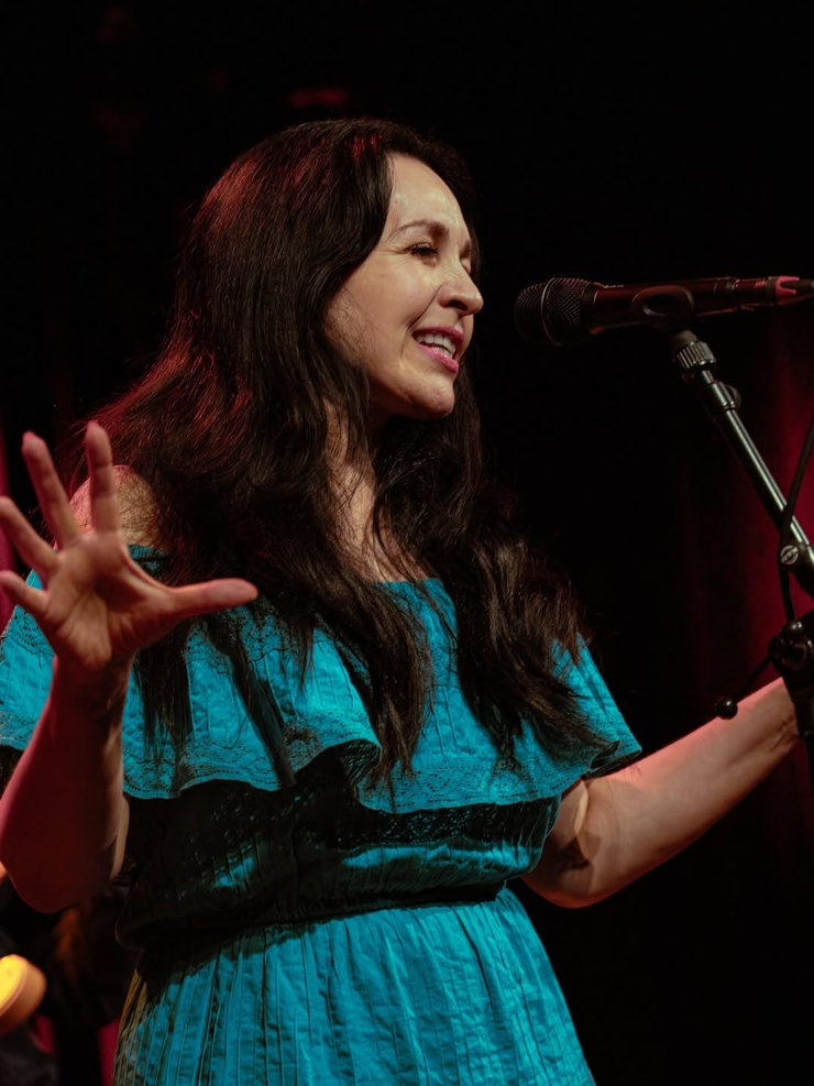 Grey DeLisle