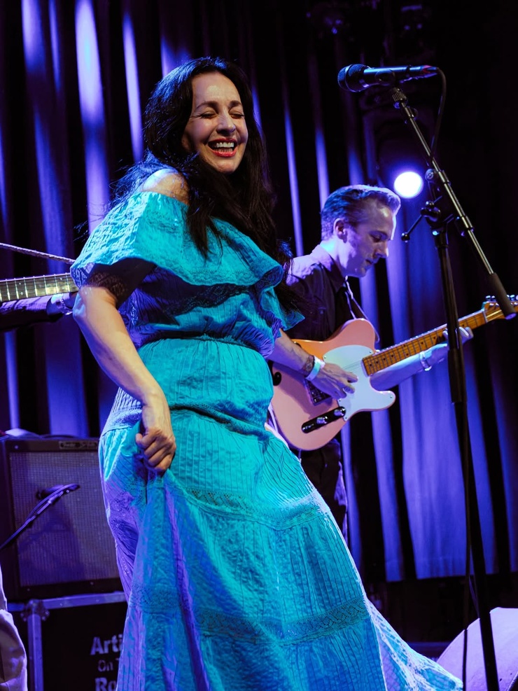 Grey DeLisle
