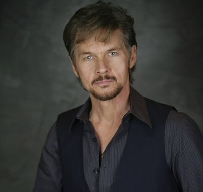 Stephen Nichols image