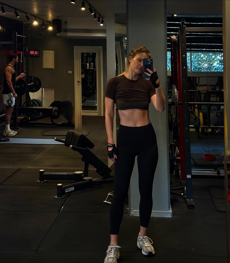 Bar Refaeli