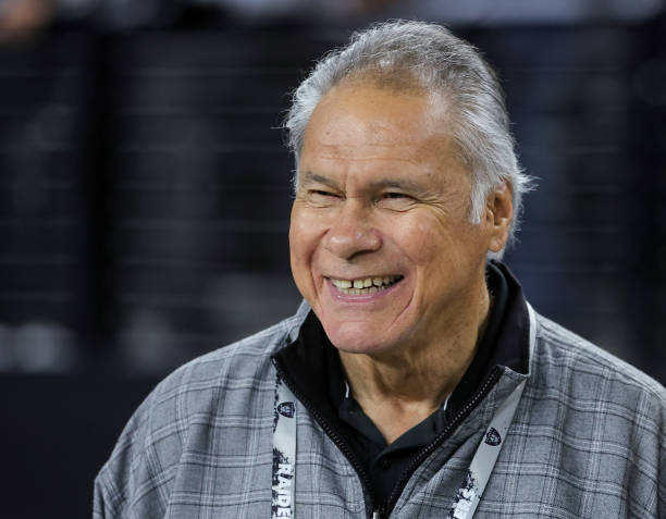 Jim Plunkett