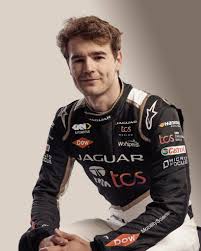 Tom Dillmann