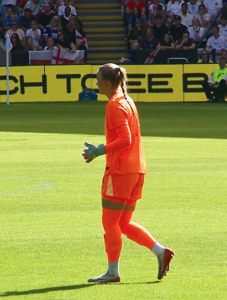 Hannah Hampton
