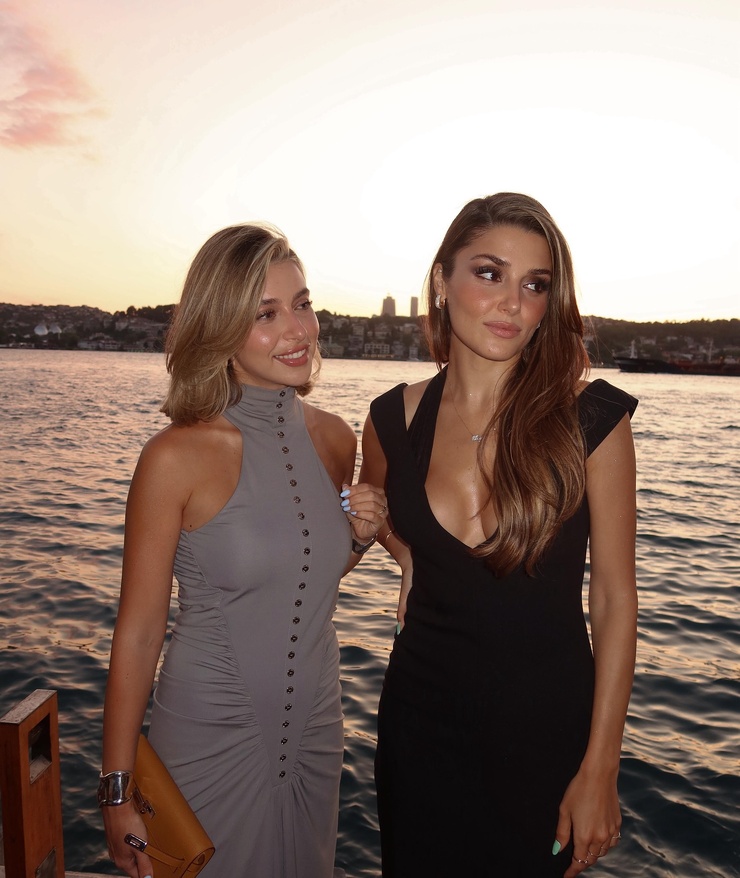 Hande Erçel Hande Erçel